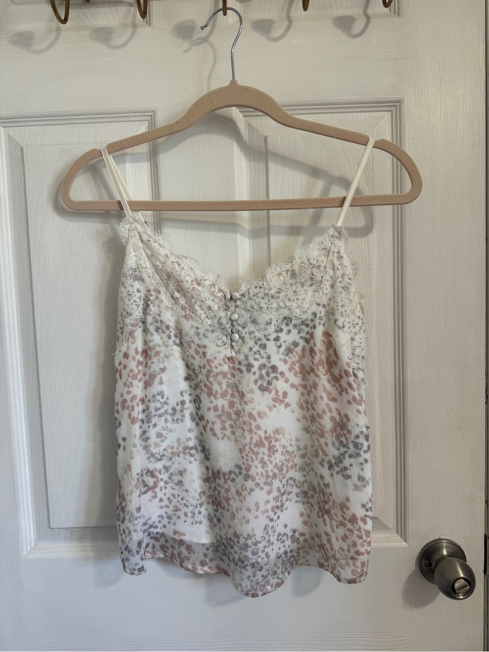 A&F White Lace Trim Cami w/ Pattern